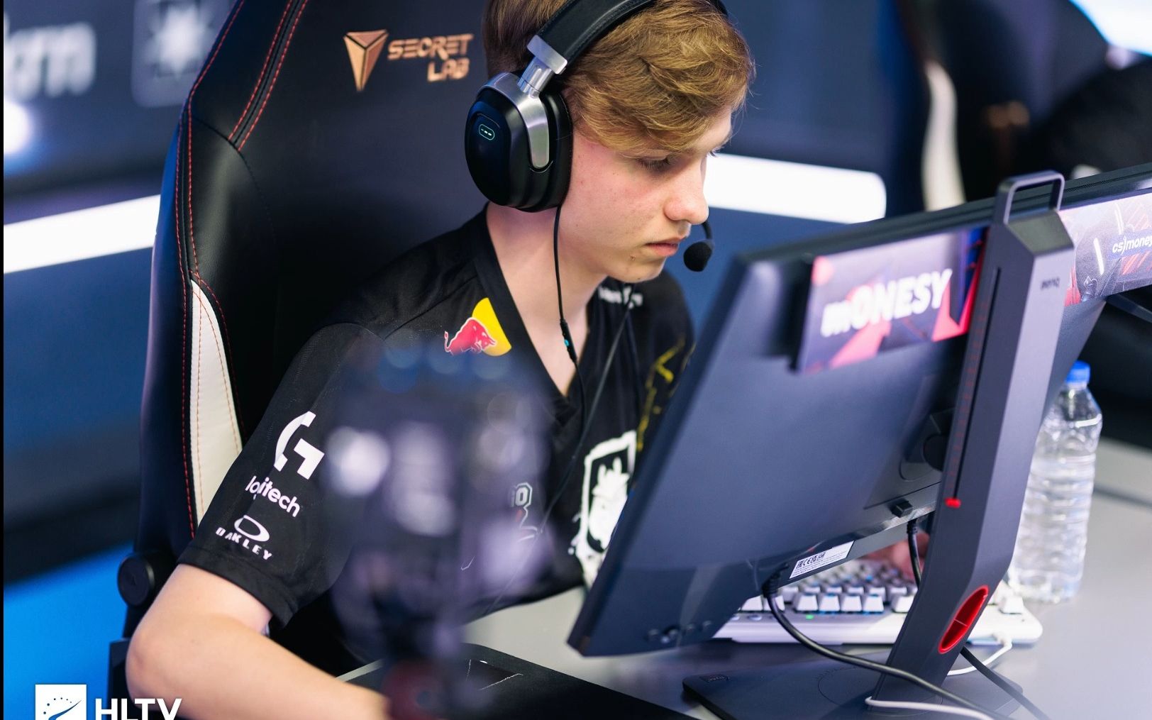 球迷甚至将 球迷甚至将